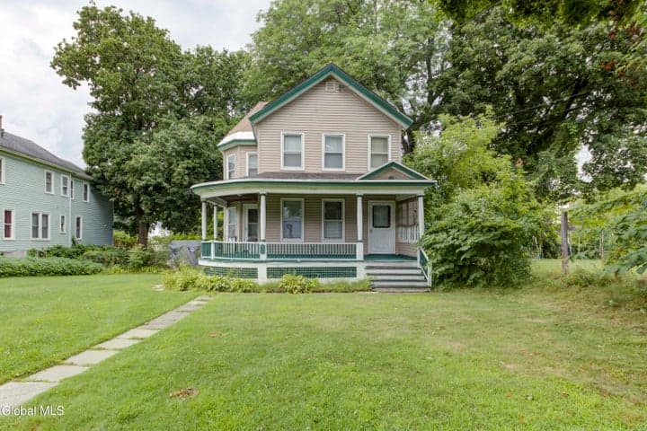 199 Bleecker Street, Gloversville, NY