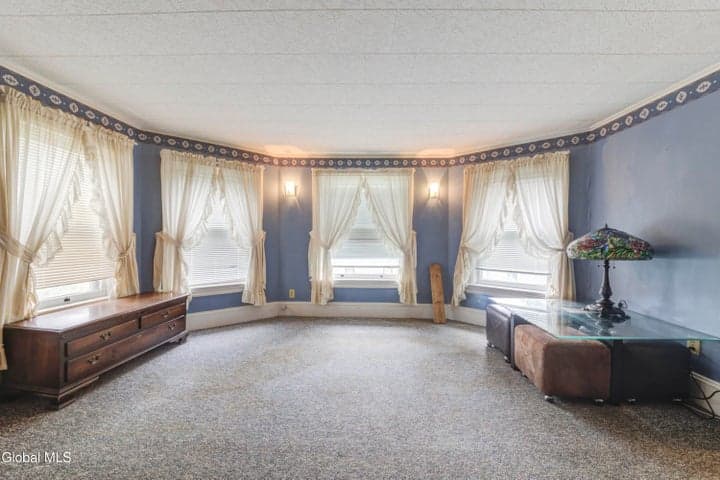 199 Bleecker Street, Gloversville, NY, photo 3
