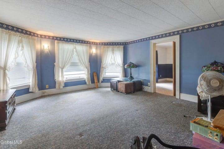 199 Bleecker Street, Gloversville, NY, photo 4