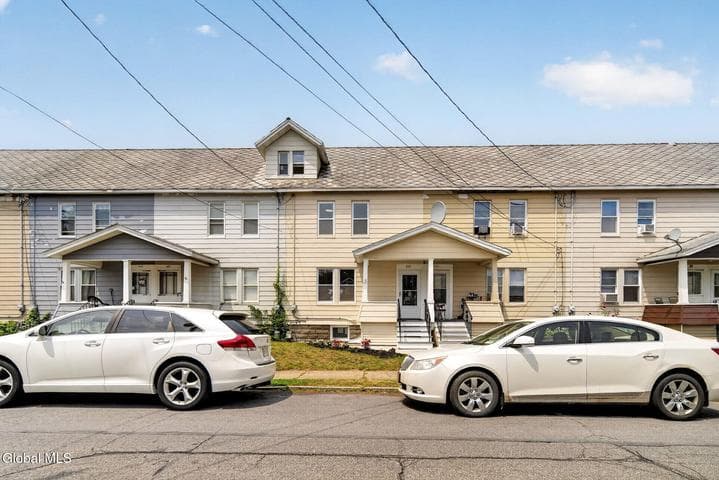 411 Pennsylvania Avenue, Schenectady, NY