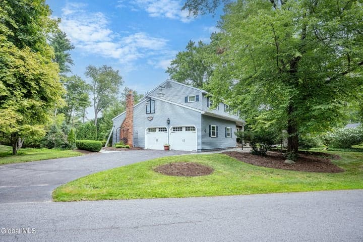 60 Tamarack Drive, Delmar, NY, photo 2