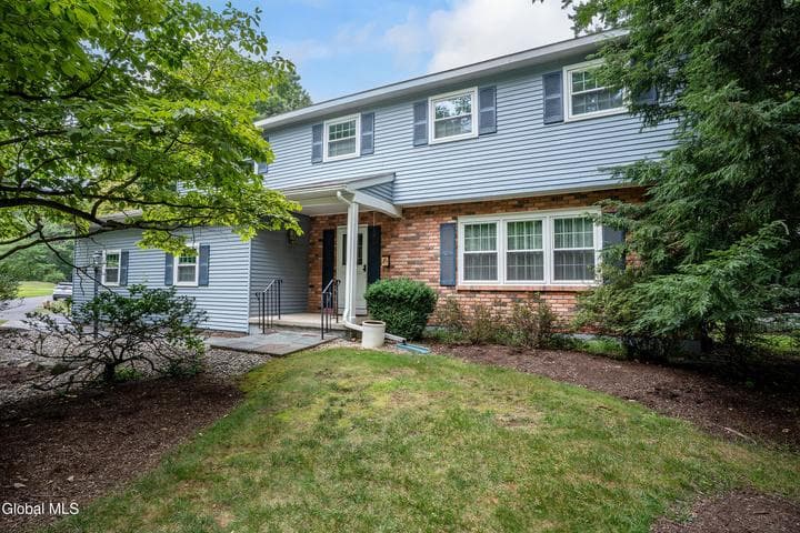 60 Tamarack Drive, Delmar, NY