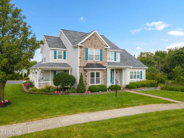 18 Willis Way, Malta, NY, photo 3