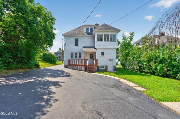 9 5th Avenue, Gloversville, NY, photo 4