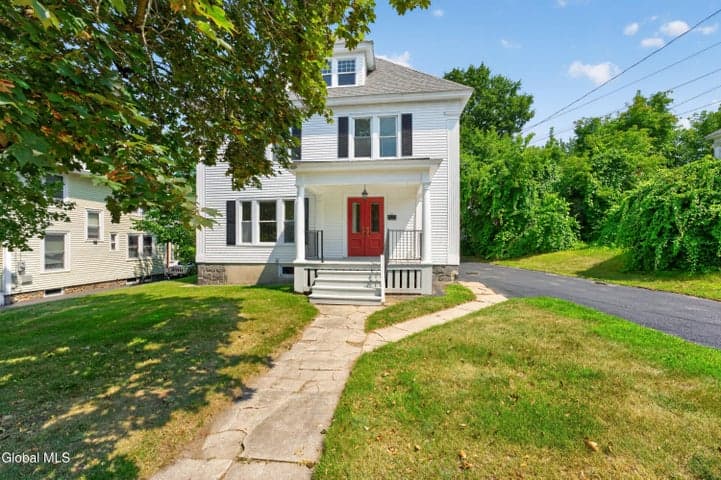 9 5th Avenue, Gloversville, NY, photo 2