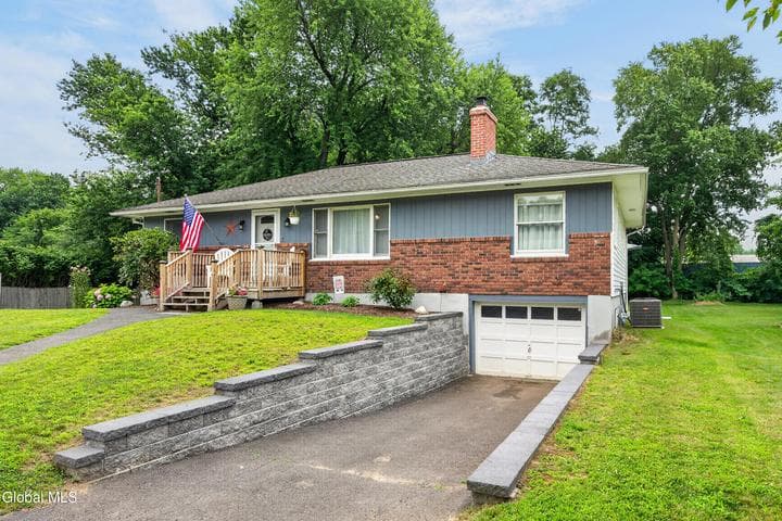 27 Asprion Road, Glenmont, NY, photo 2