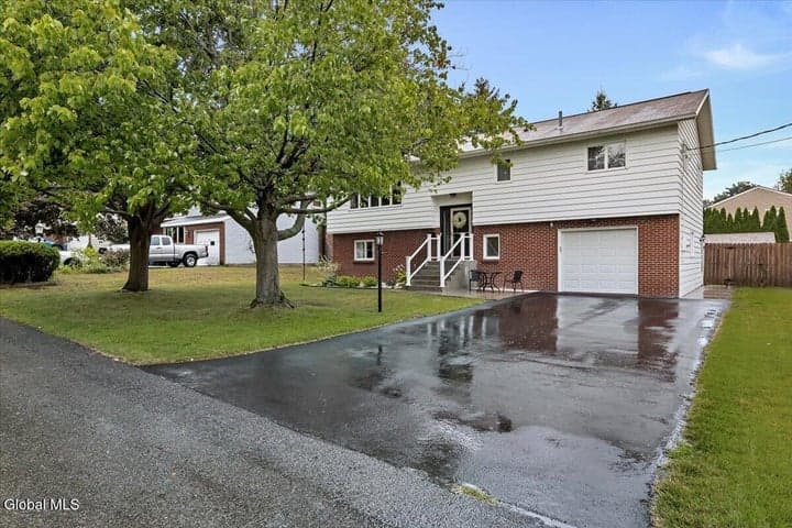 87 Tampa Avenue, Albany, NY