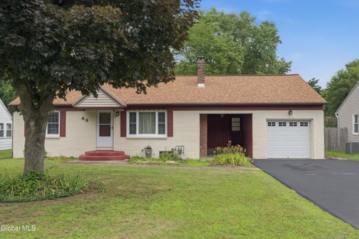 49 Gipp Road, Albany, NY, photo 2