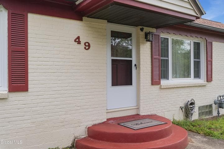 49 Gipp Road, Albany, NY, photo 4