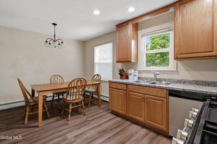 49 Gipp Road, Albany, NY, photo 5