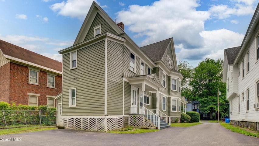 17 2nd Avenue, Gloversville, NY, photo 3