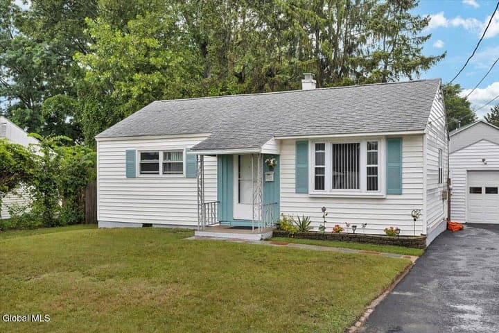 50 Rooney Avenue, Colonie, NY, photo 5