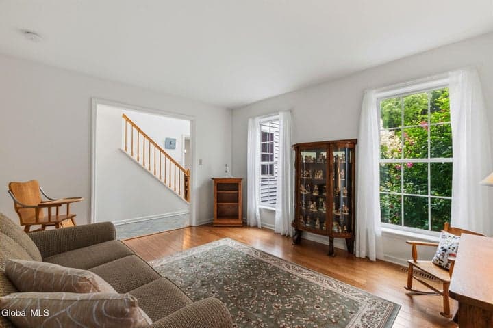 303 Partridgeberry Court, Guilderland, NY, photo 2