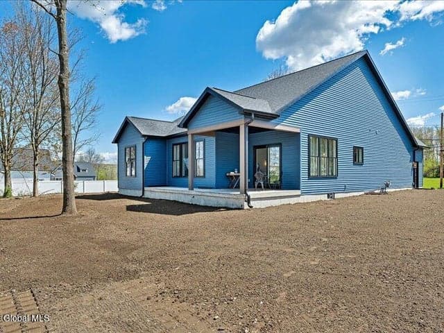 61 Guiliana Boulevard, Brunswick, NY, photo 2