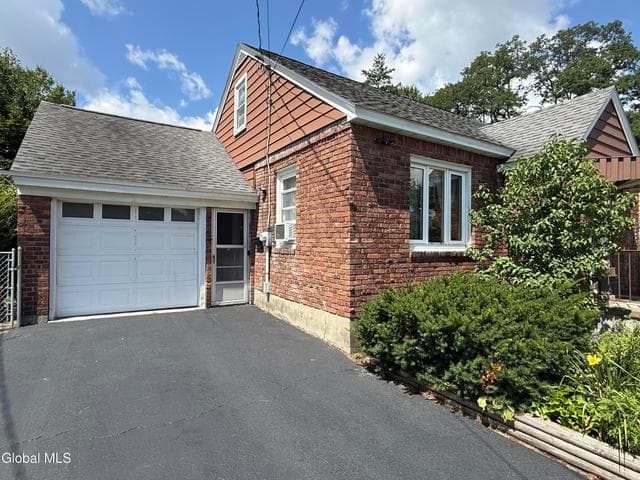 1116 Austin Place, Schenectady, NY, photo 3