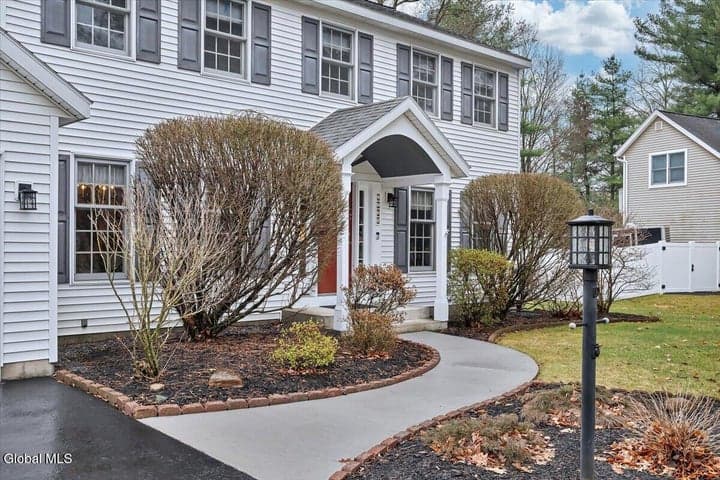 7008 Kevin Lane, Schenectady, NY, photo 5