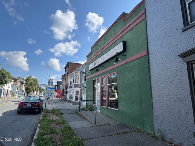 654 2nd Avenue, Troy, NY, photo 2