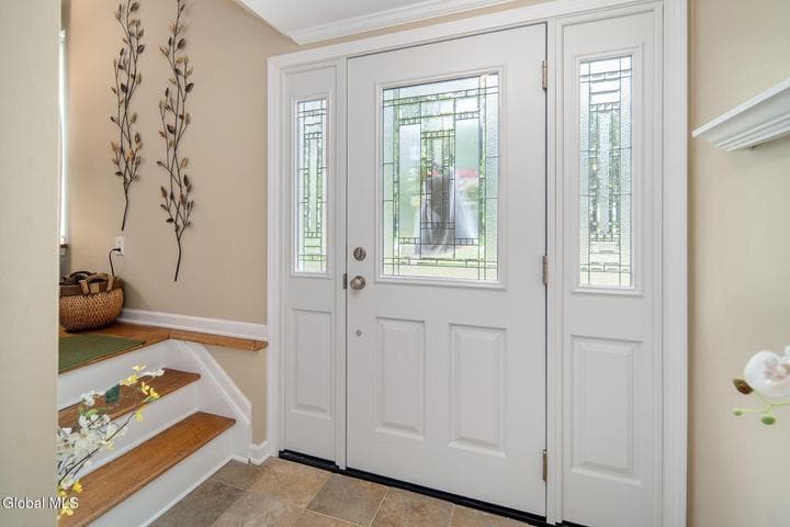 30 Guilder Place, Clifton Park, NY, photo 3