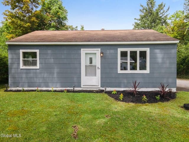 3 Riverview Drive, Colonie, NY
