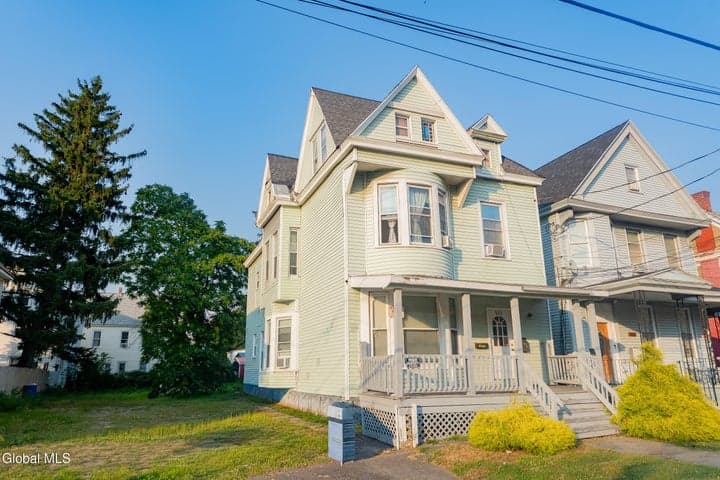 943 State Street, Schenectady, NY, photo 2