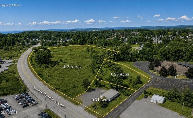 111 S Comrie Avenue, Johnstown, NY