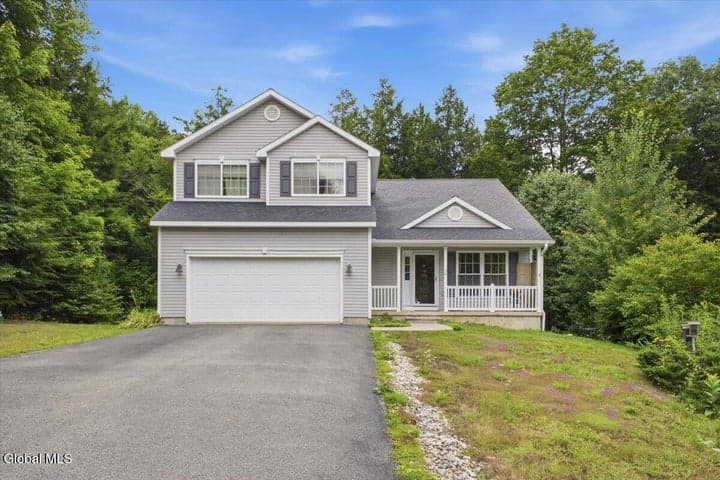 58 Sunny West Lane, Lake George, NY