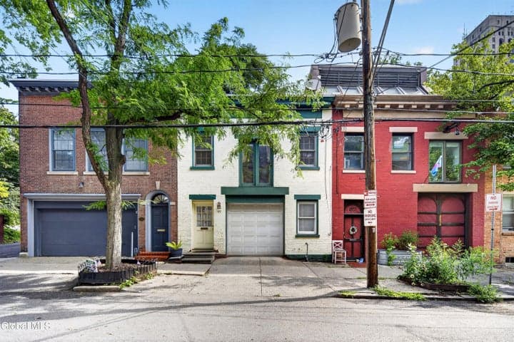 99 Chestnut Street, Albany, NY, photo 2
