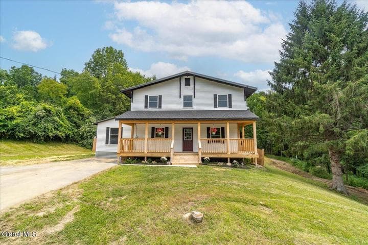 6 Charl Lane, Brunswick, NY, photo 2