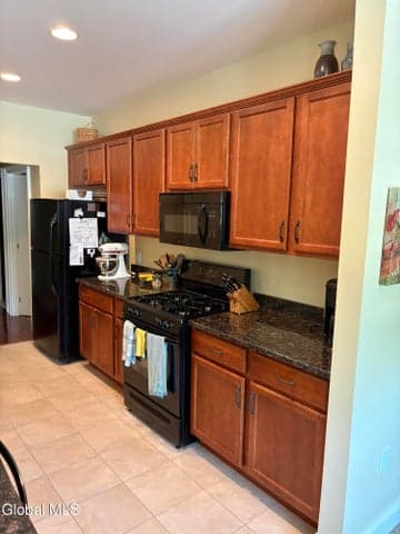 404 Kelly Circle, Guilderland, NY, photo 5
