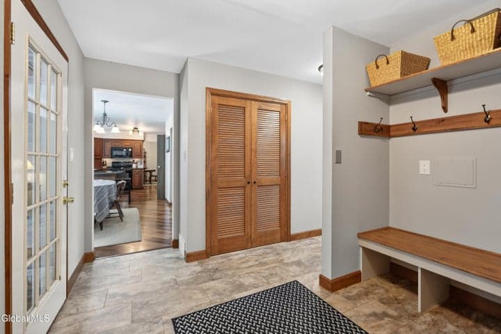 14 Rolling Hills Drive, Wilton, NY, photo 2