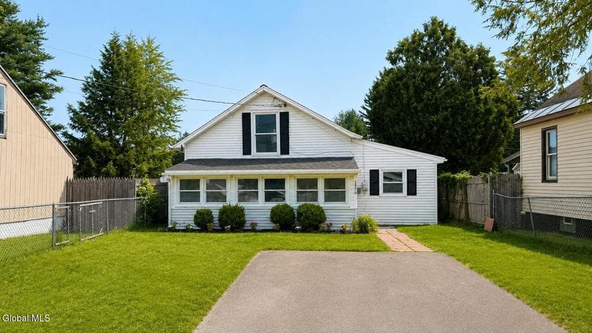 1379 Evergreen Avenue, Rotterdam, NY, photo 2