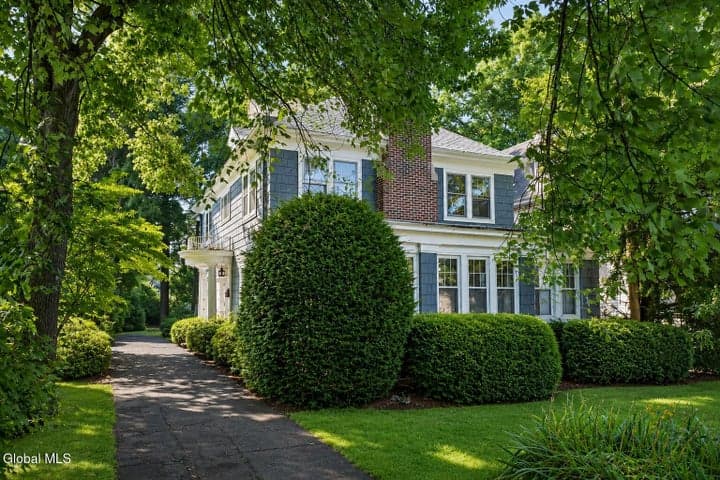 143 Manning Boulevard, Albany, NY