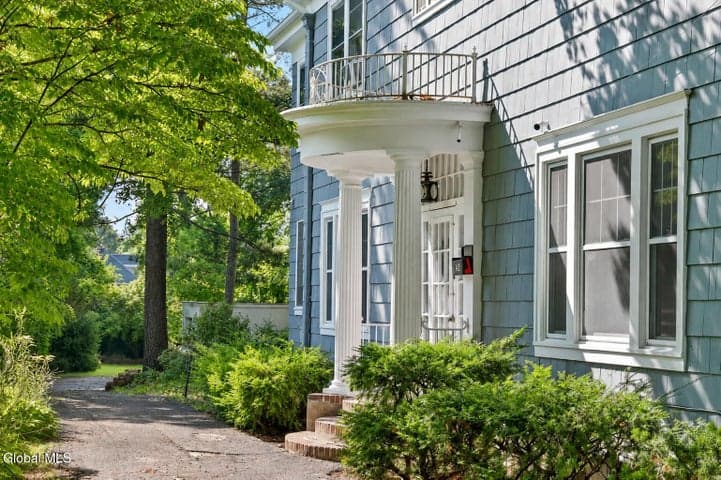 143 Manning Boulevard, Albany, NY, photo 2