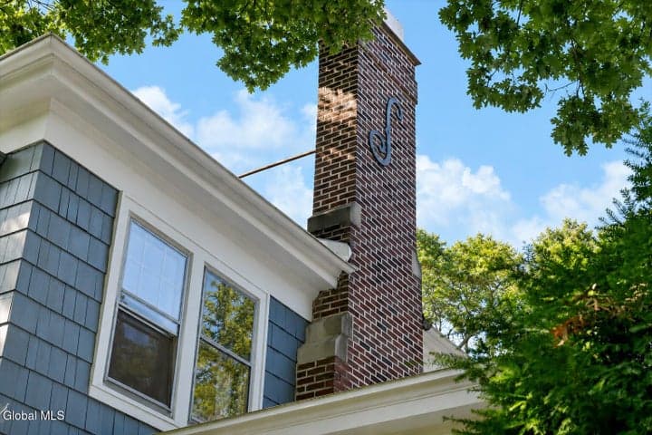 143 Manning Boulevard, Albany, NY, photo 4