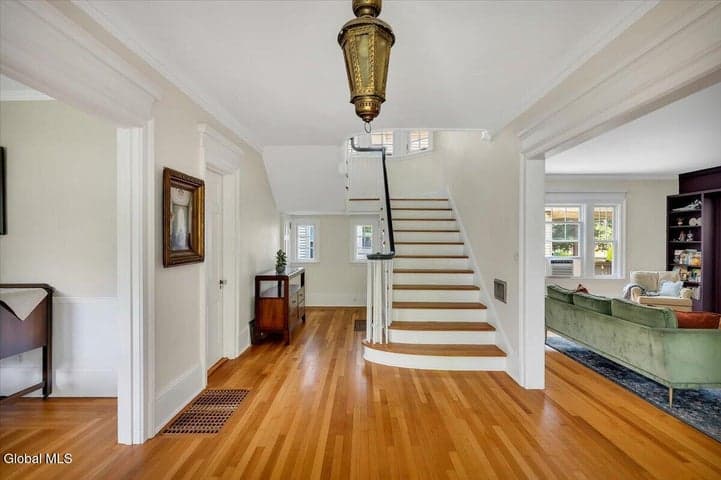 143 Manning Boulevard, Albany, NY, photo 5