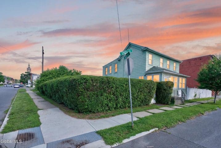 603 2nd Avenue, Watervliet, NY, photo 1