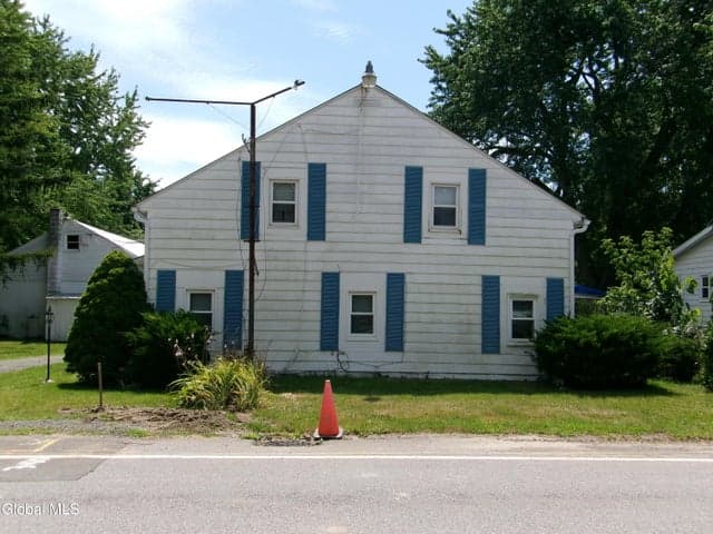 34 Halfmoon Drive, Waterford, NY, photo 2
