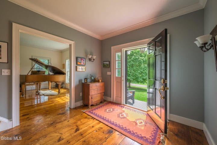 19 Presidential Drive, Kinderhook, NY, photo 4
