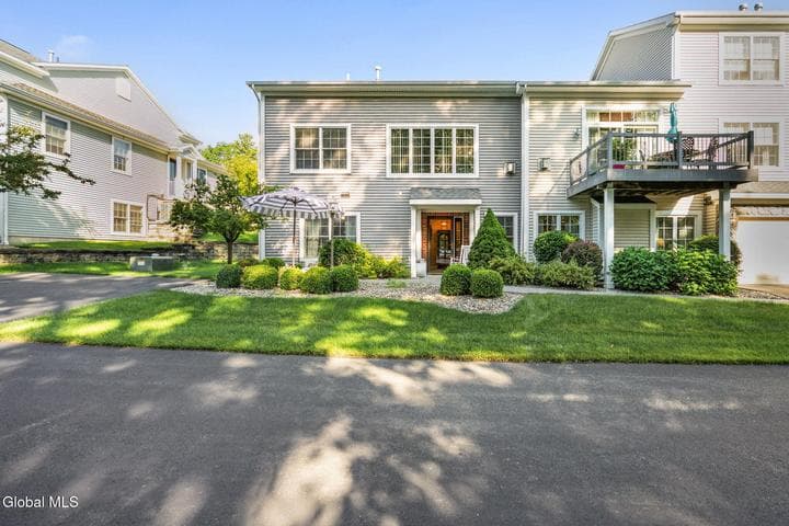 2374 E Nott Street, Niskayuna, NY