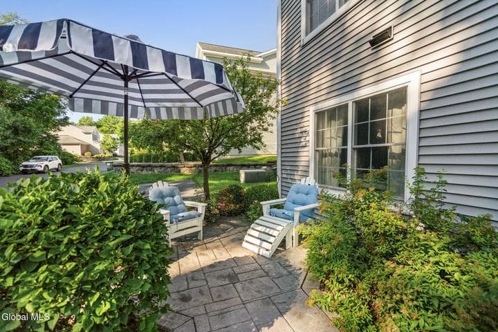 2374 E Nott Street, Niskayuna, NY, photo 2