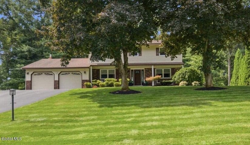 32 Pebble Beach Drive, Clifton Park, NY, photo 2