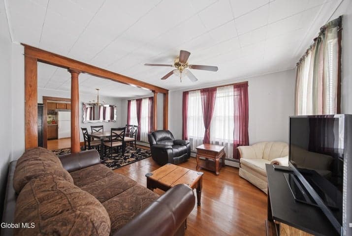 19 Grove Avenue, Latham, NY, photo 3