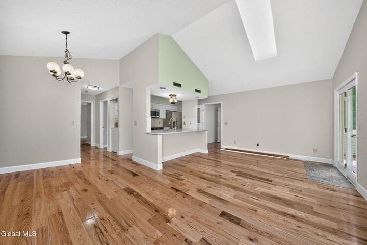 204 Victory Way, Halfmoon, NY, photo 5