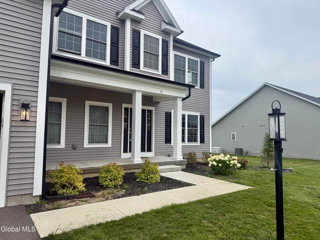 13 Edenfield Street, Loudonville, NY, photo 2