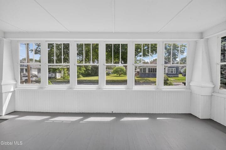 208 Pleasantview Avenue, Scotia, NY, photo 4