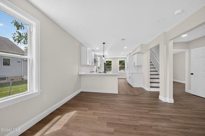 208 Pleasantview Avenue, Scotia, NY, photo 5