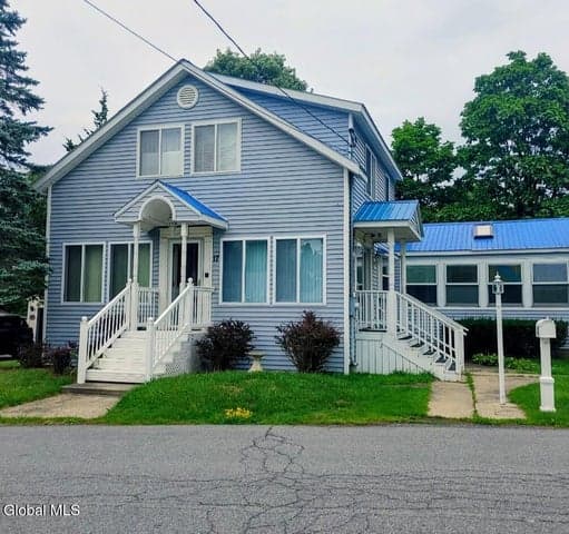 17 Abercrombie Street, Ticonderoga, NY, photo 2
