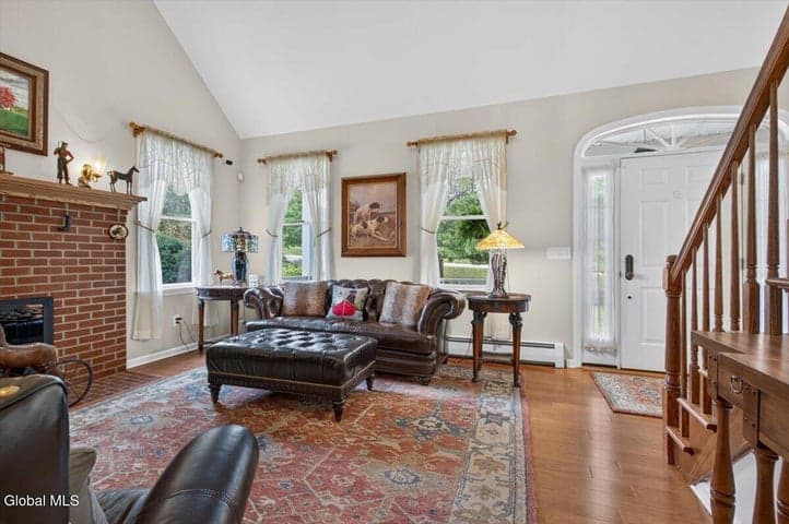 67 Stafford Bridge Road, Saratoga Springs, NY, photo 4