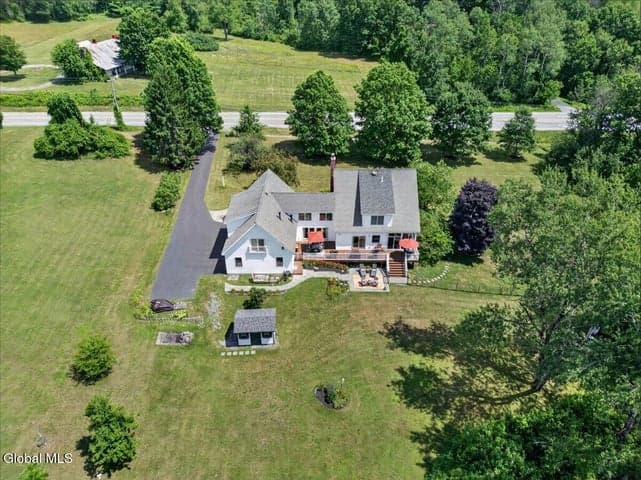 67 Stafford Bridge Road, Saratoga Springs, NY, photo 2