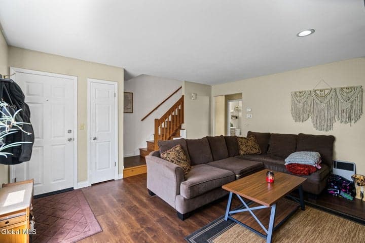 4550-4552 Duanesburg Road, Princetown, NY, photo 4